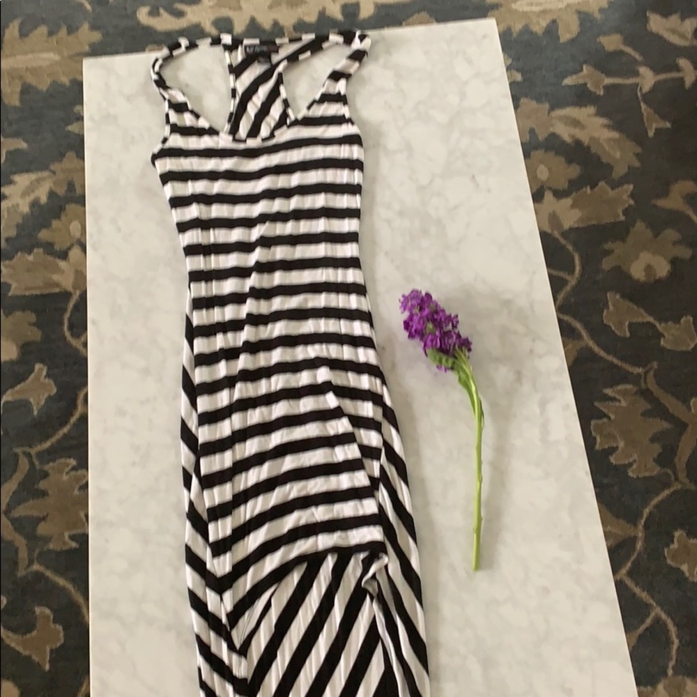 Black White striped dress 🤍🖤